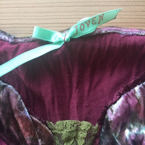 COPY - Joven burgundy tank top with velour size s… - Picture 6 of 8